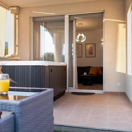 Apartment Salvia With Private Jacuzzi