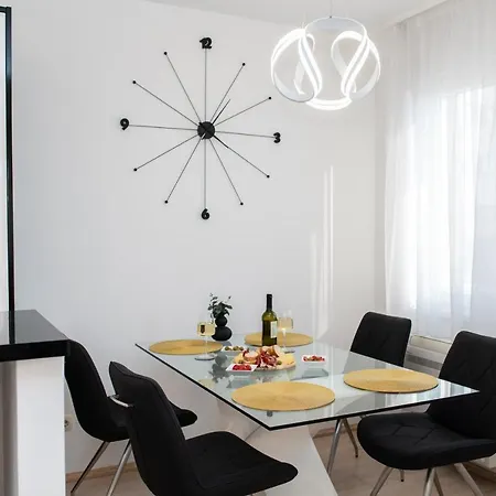 Salvia With Private Jacuzzi * Split