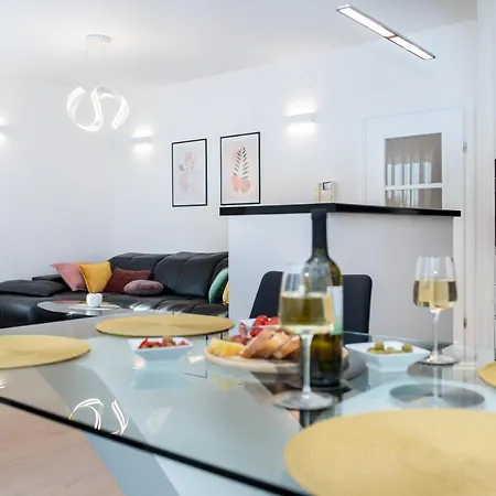 Apartment Salvia With Private Jacuzzi Split