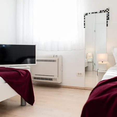 Salvia With Private Jacuzzi