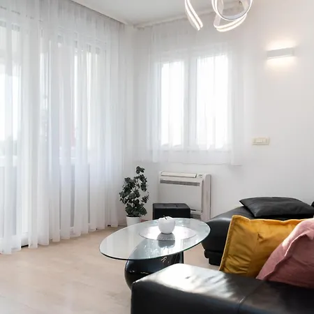 Salvia With Private Jacuzzi Apartman Split